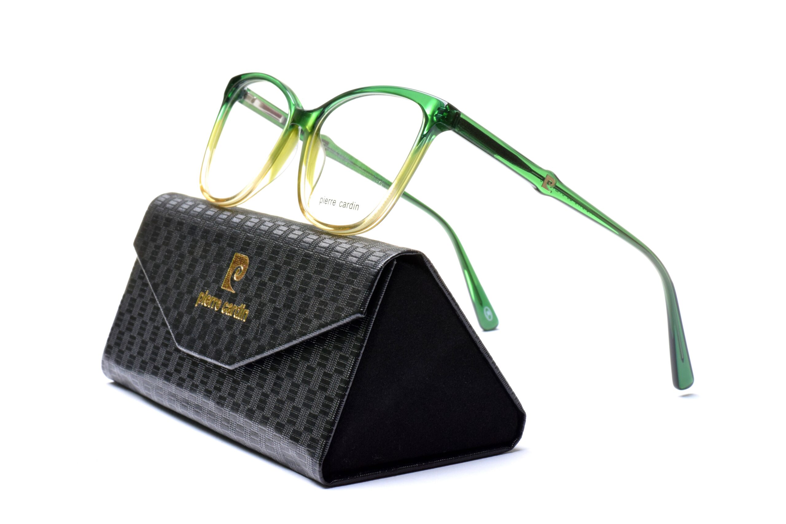 Pierre Cardin 8470G