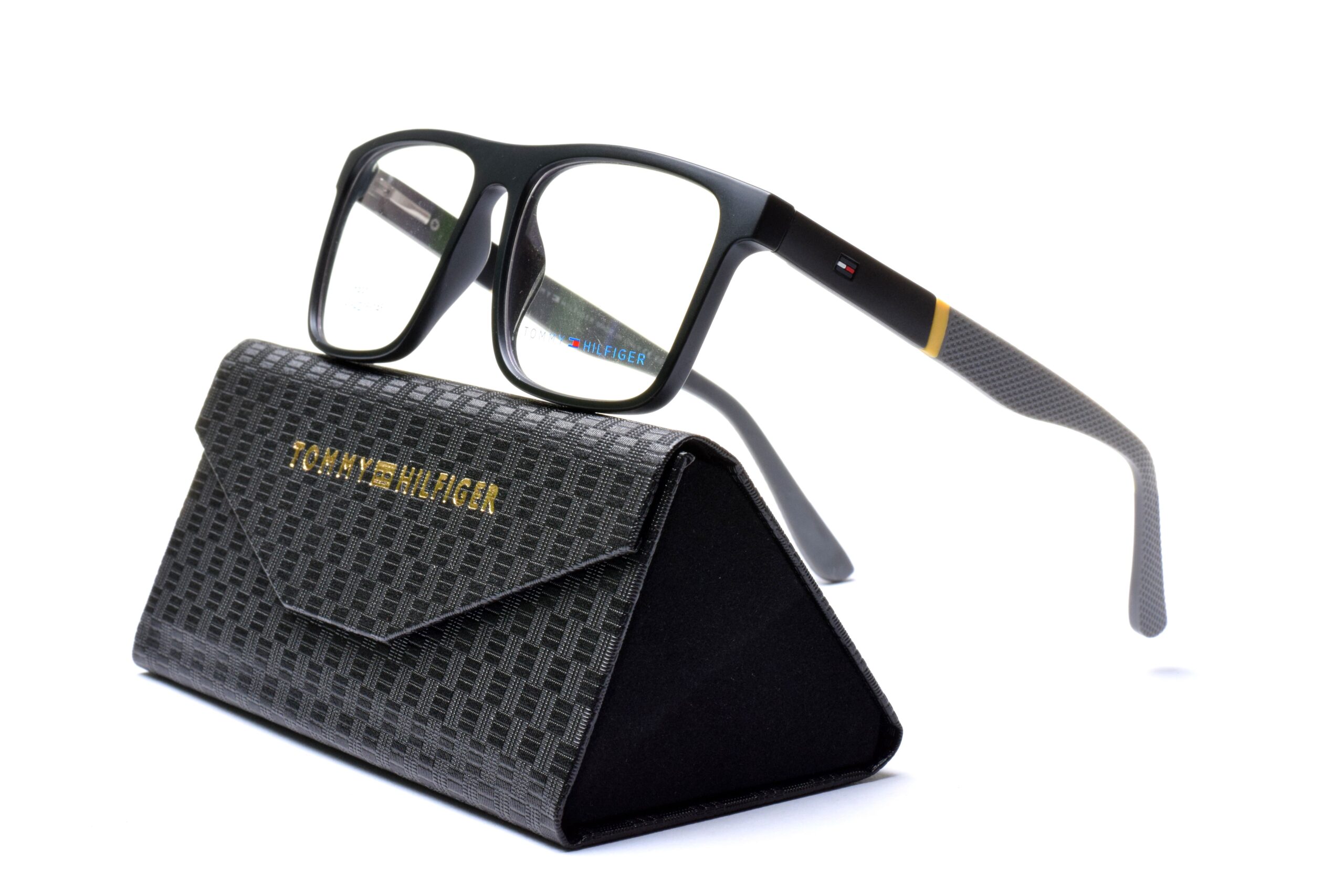 Tommy Hilfiger 3306